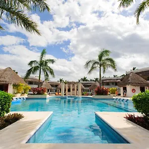 grand-riviera-princess-playa-del-carmen.quintano-roohotels.com/