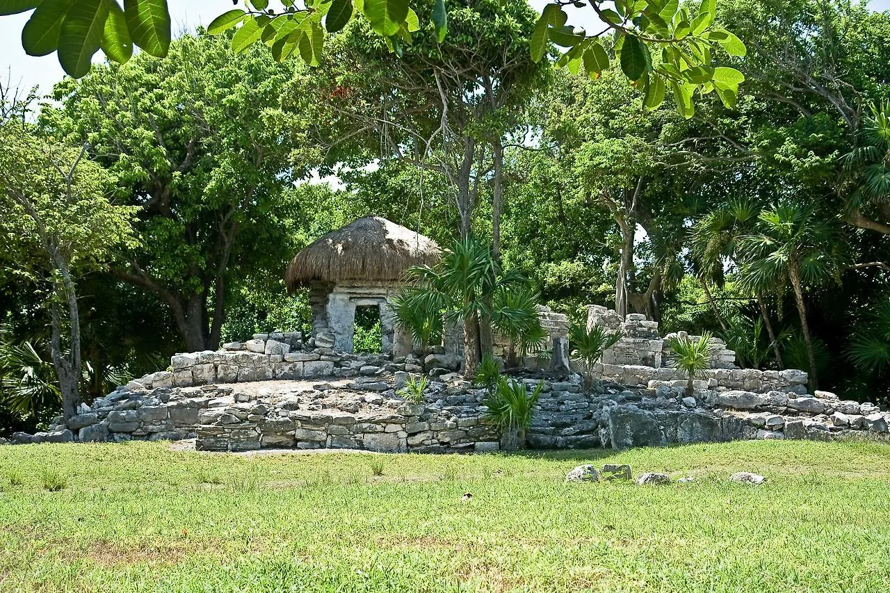 ****  Sunset Fishermen Beach Resort Playa Del Carmen Mexico